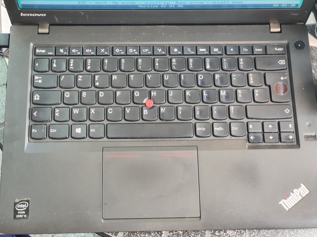 Lenovo T440 cu i5 gen 4, 500gb+16gb ssd, 4gb ram, incarcator