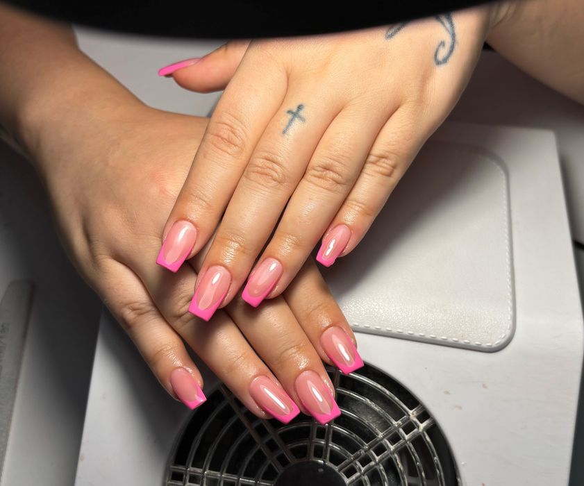 Unghii cu gel sec 3 Buc