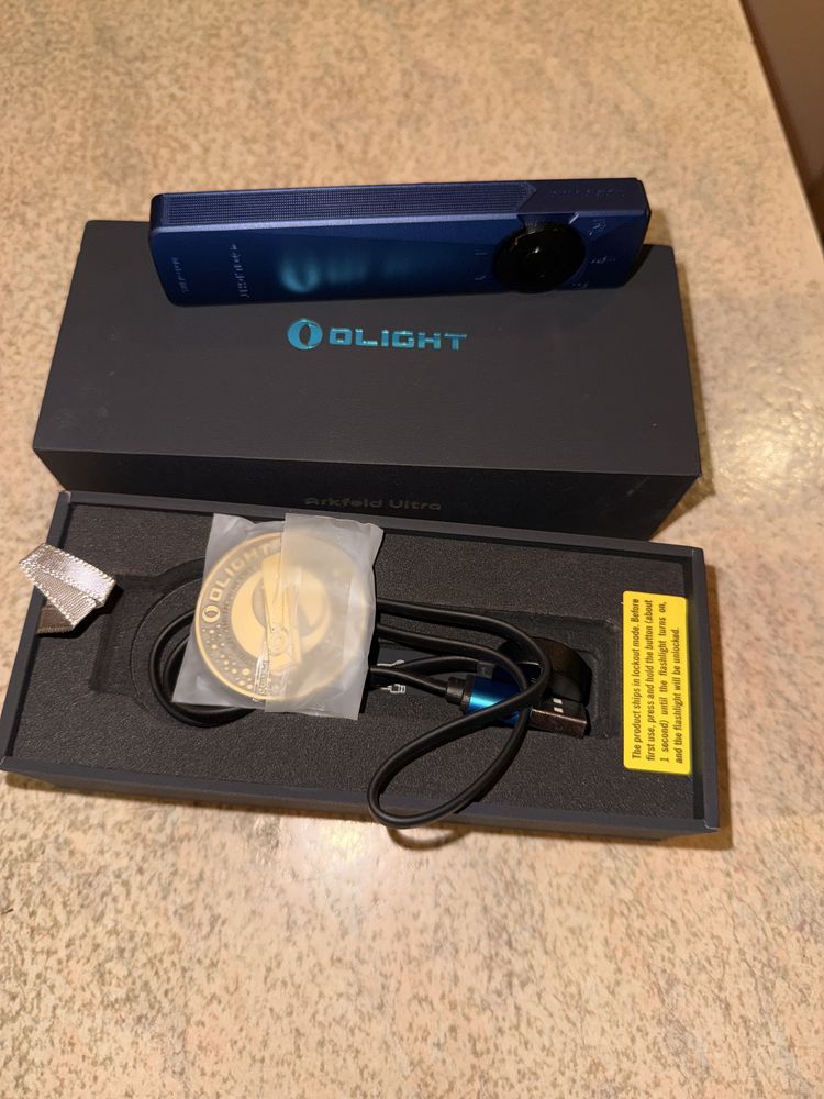 Olight Arkfeld Ultra / Deep Blue