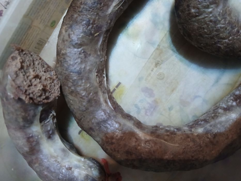 Продаю холодец и домашнюю колбасусу суджух