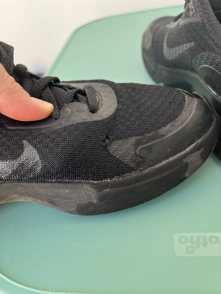 Дамски маратонки Nike