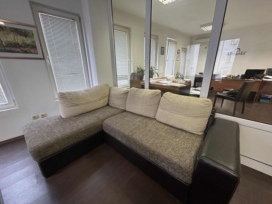 Разтегателен диван, използван