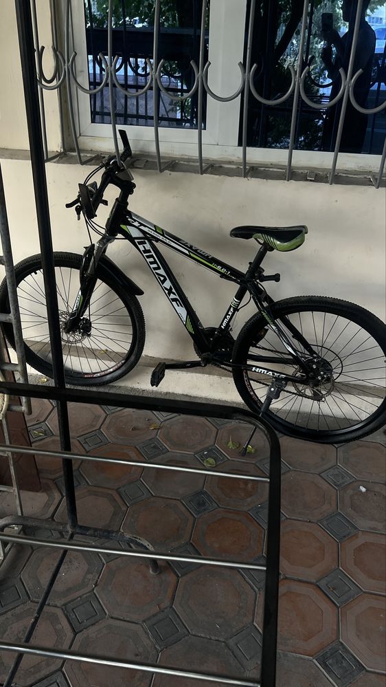 Sotiladi velosipes srochna