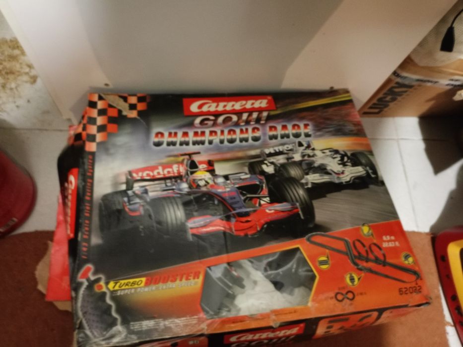 Carrera slot racing писти и колички