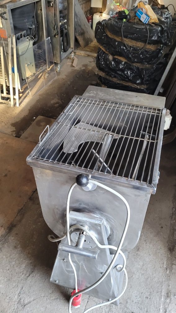 mixer pe 380v capacitate 120kg