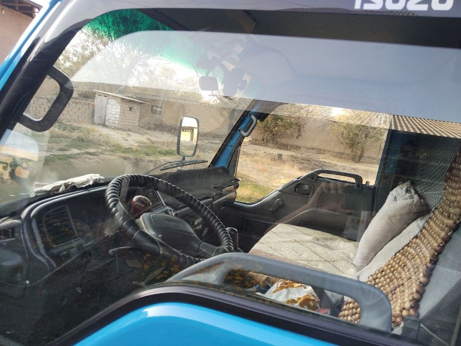 Isuzu sotiladi 2007 yil 20 ming