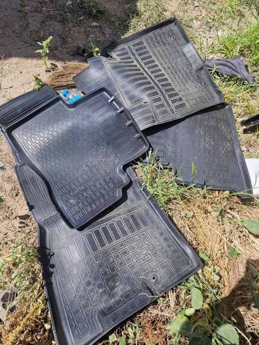 Продам полики на спортейдж