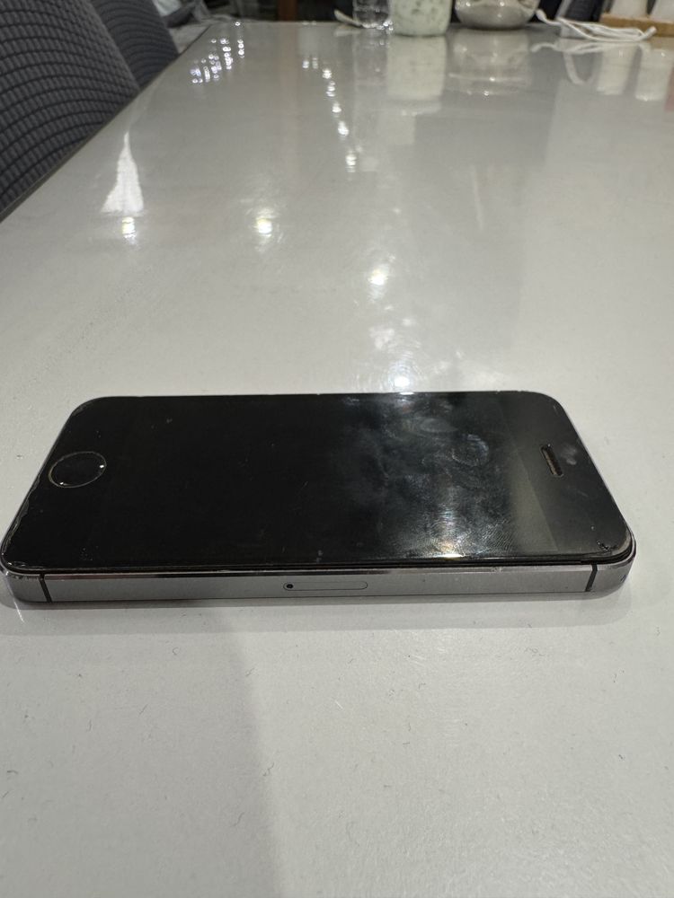 Iphone 5s - за части