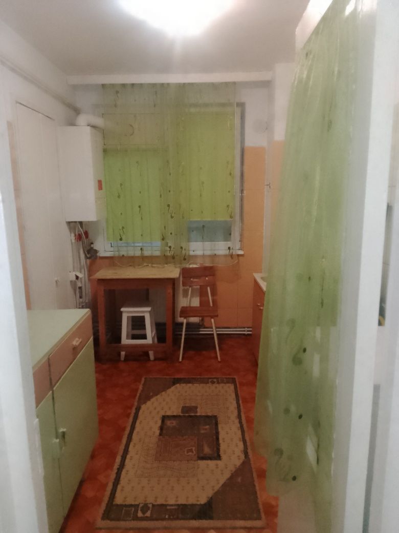 Vând apartament 3 camere Slobozia