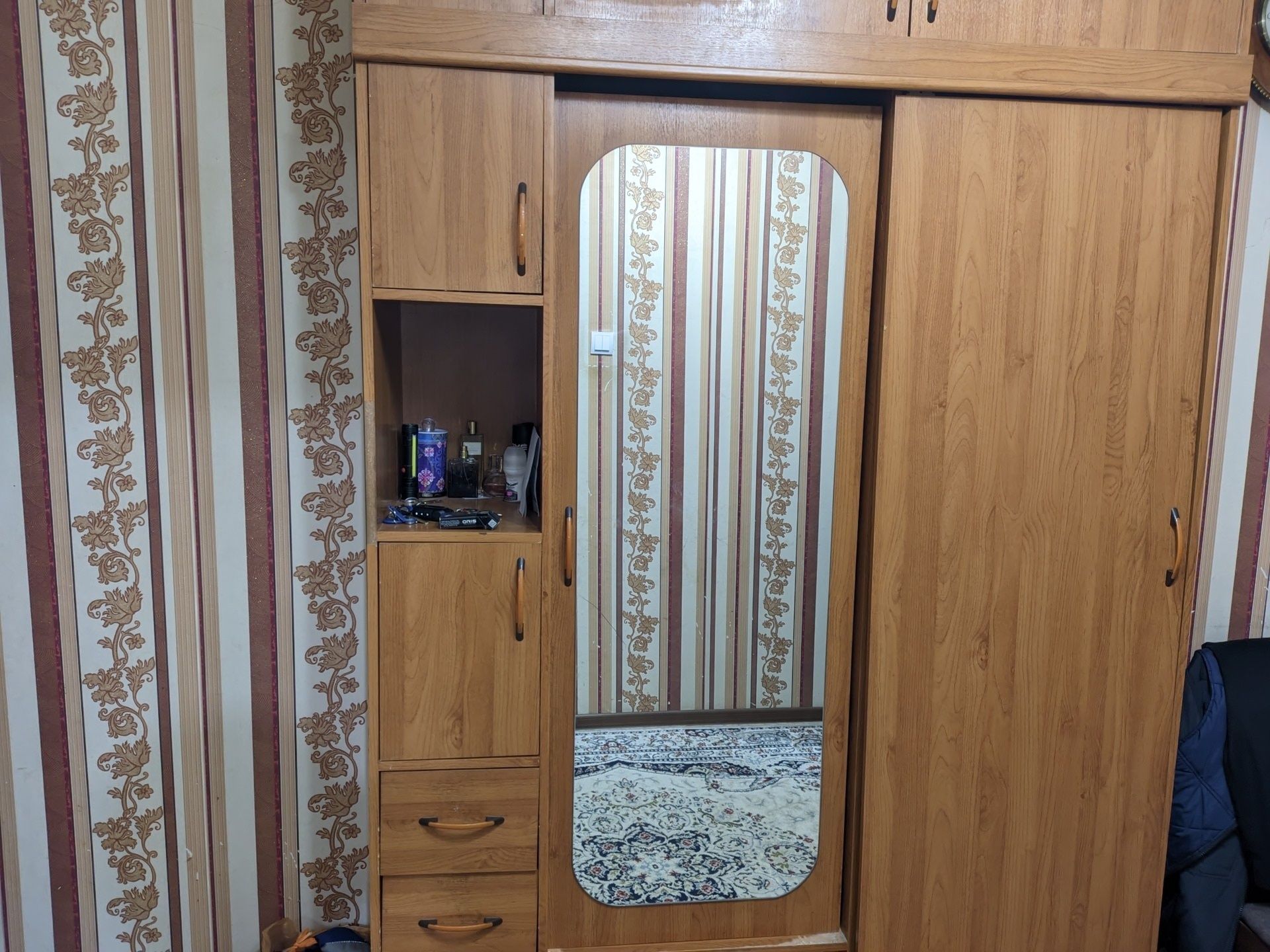 Продам шкаф , купе