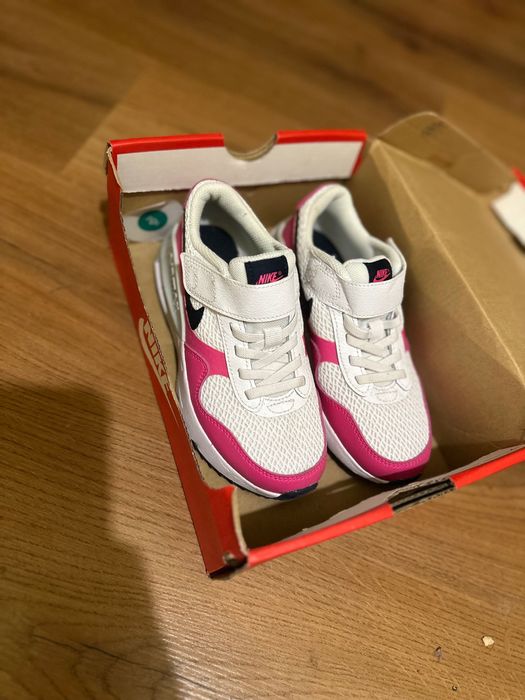 Детски маратонки Nike за момиче