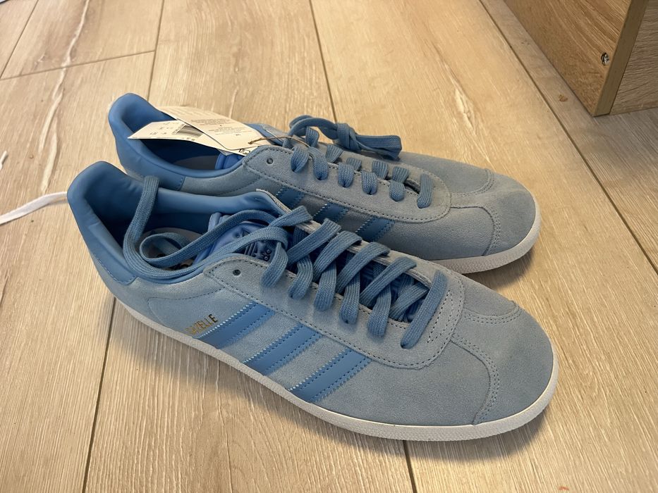 Мъжки обувки Adidas gazzele 46 номер . Чисто нови с етикет