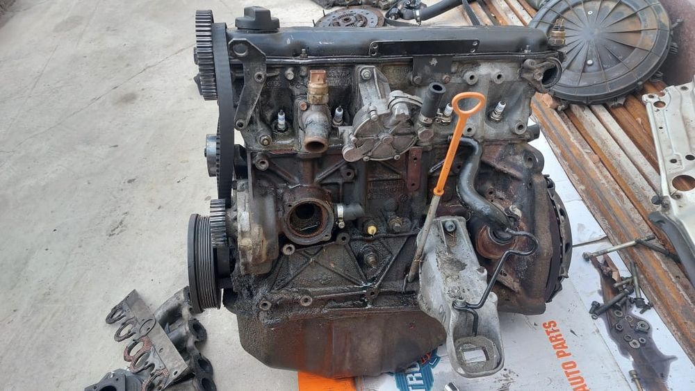 Ауди 2.3 МАТОР на ходу расхот бар