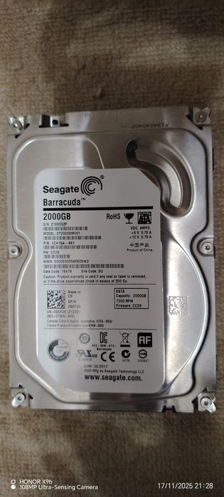 HDD на 2 Тб SATA- 2 штуки