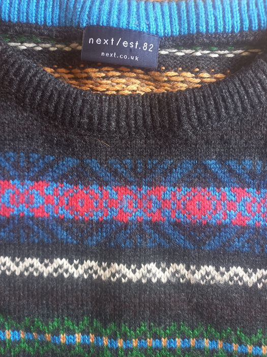 Детски пуловер на NEXT, за дете на възраст 10 години.
