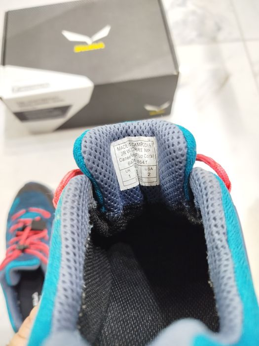 Детски обувки Salewa номер 33