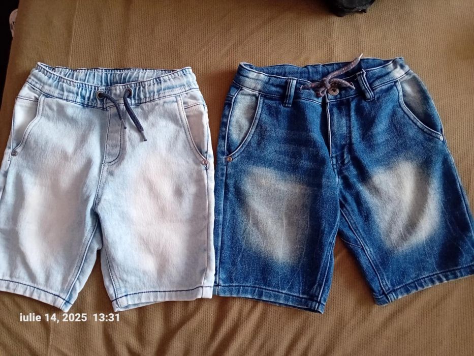 Lot pantaloni scurti 134