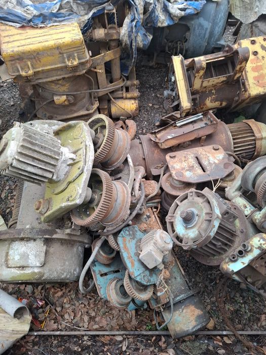 Продам электрическую таль  б/у