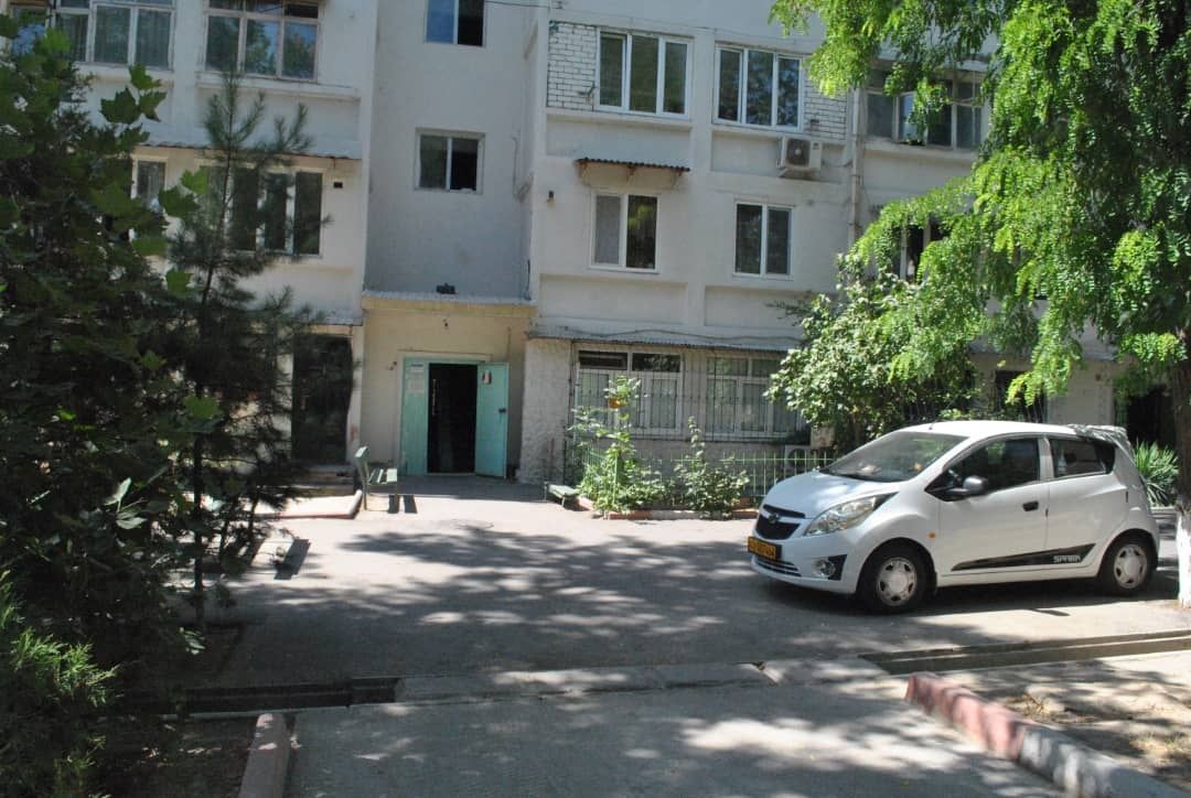 Продаеться 1 ком квартира