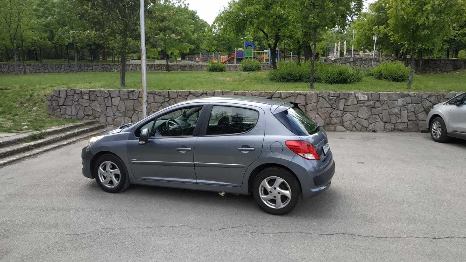 Peugeot 207. 2010 1.6 HDI 90 ps