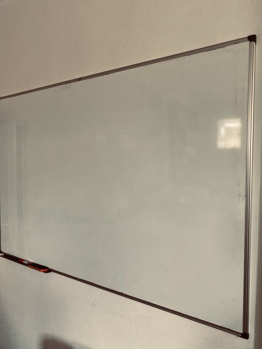 et 3 table tip whiteboard – diverse dimensiuni, una de tip planning