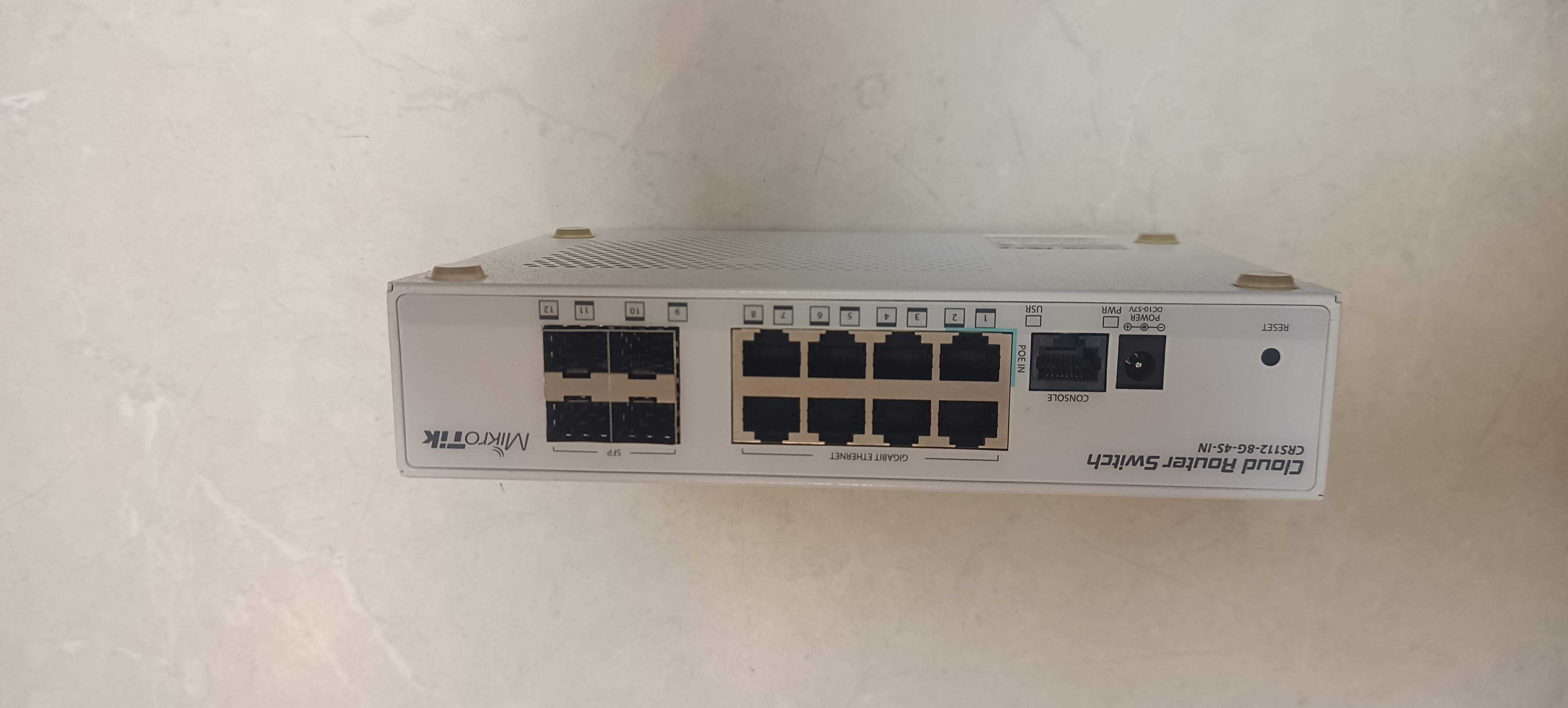 Cloud Router Switch Mikrotik CRS112-8G-4S-IN