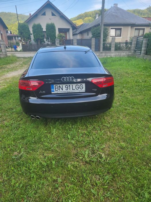 Vând Audi A5 An 2014
