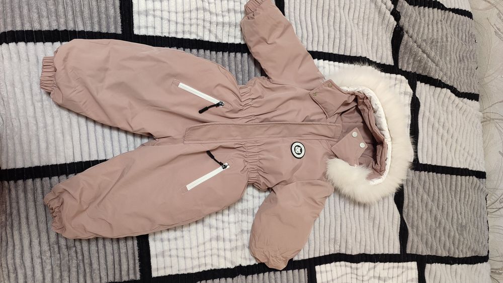 Продам детские комбинезоны