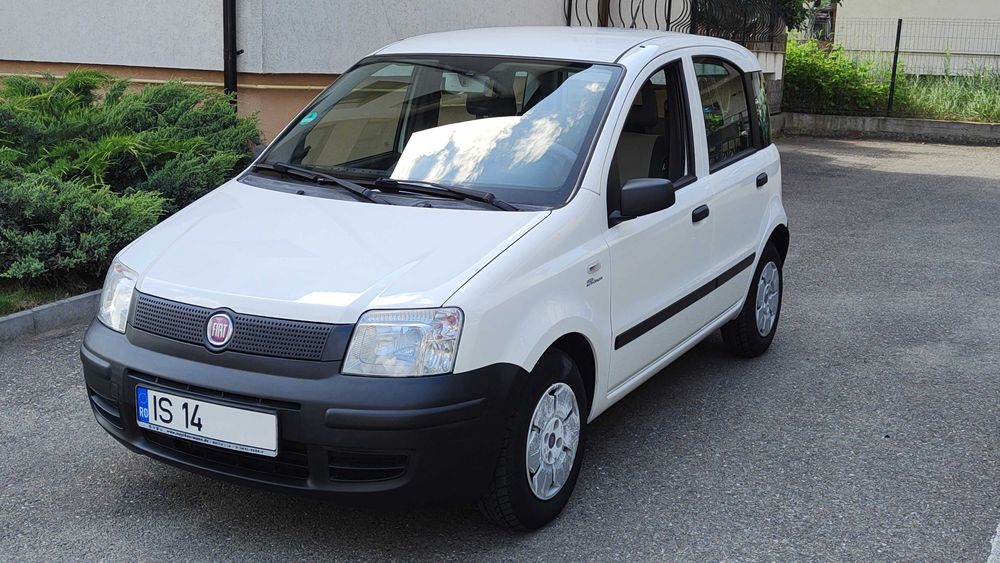 Fiat Panda an fab.2009  1100 benzina arata impecabil interior exterior