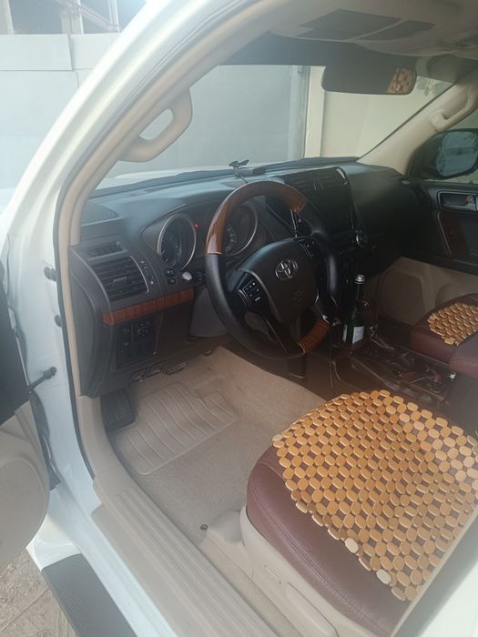 Продается  TOYOTA  150