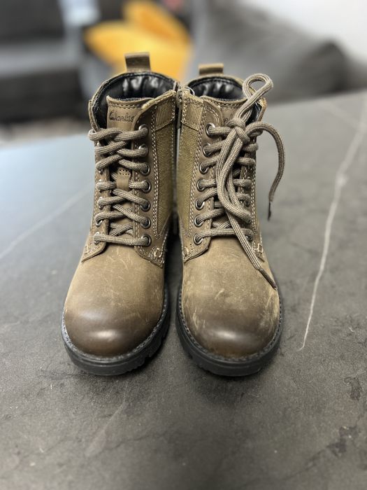 Нови детски боти Clarks