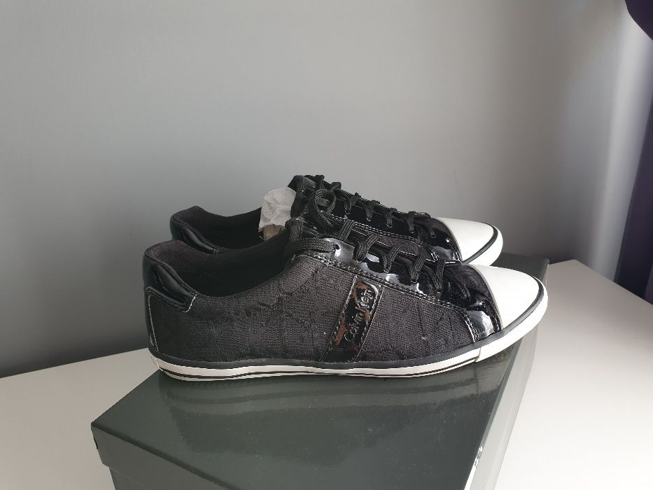 Calvin Klein оригинални/37