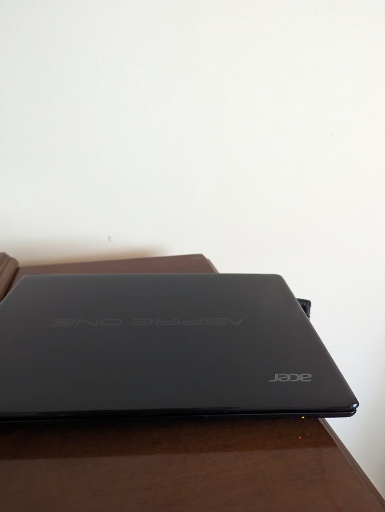 Laptop Acer inspire one 11'
