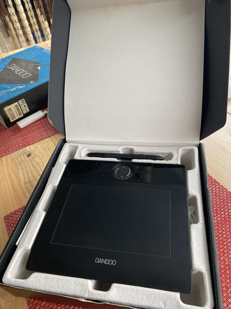 tableta grafica Wacom Bamboo