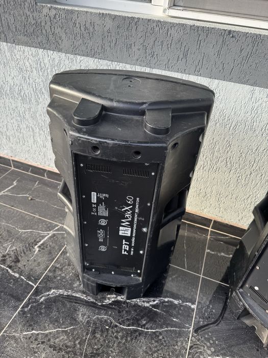 Pachet Petreceri Mixer Activ 2x500w 2 FBT MaxX 6 Stative cabluri etc!