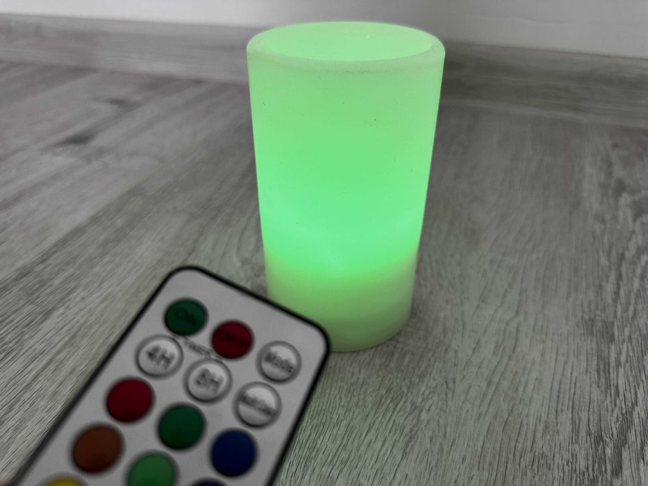 Lumanari LED / RGB cu telecomanda pe baterii - set de 3 buc
