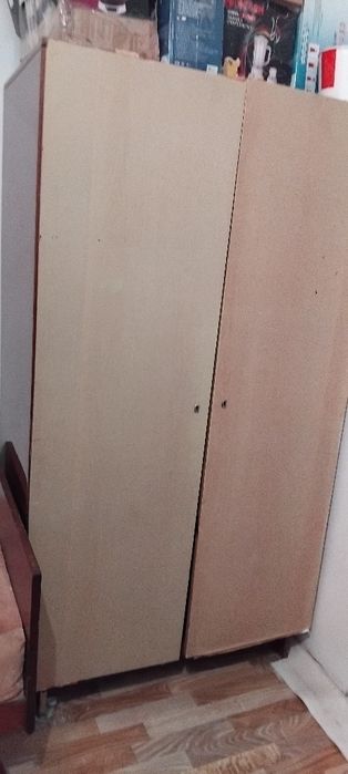 Мебель  спальный  гарнитур, диван , шипагер дешева