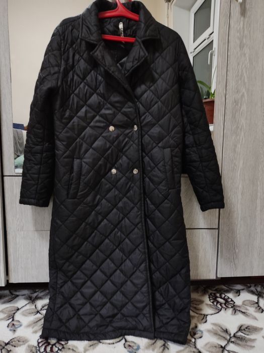 Аёллар курткаси сотилади