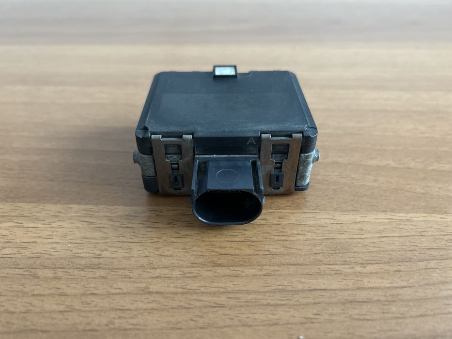 Vand Radar Frontal Distronic ACC VW Skoda Seat Audi BOSCH 3Q0 907 561C