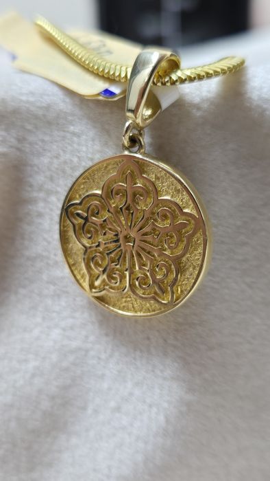 Кулон из жёлтого золото ЖанТаС ломбард Астана