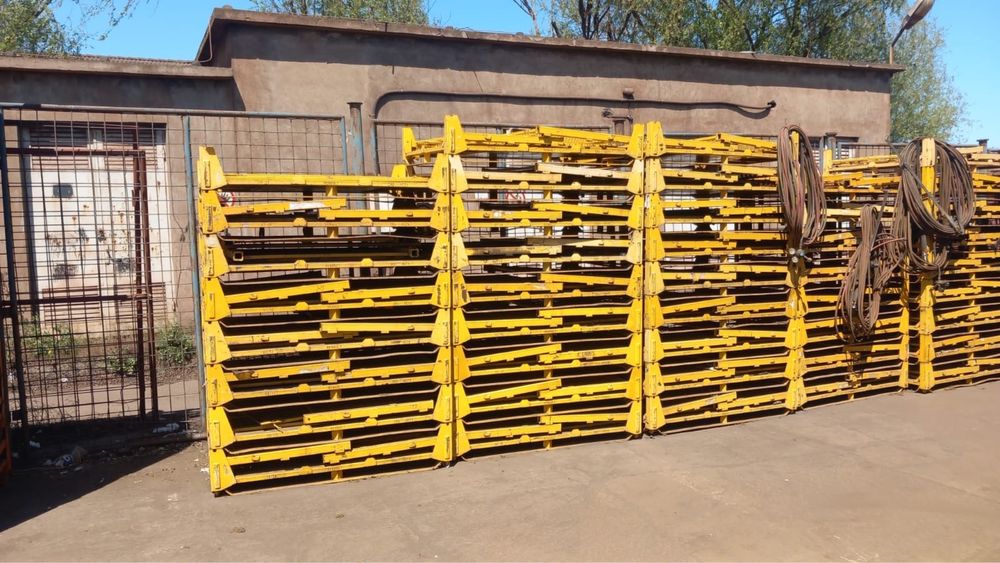 Box paleti pliabili pentru depozitare