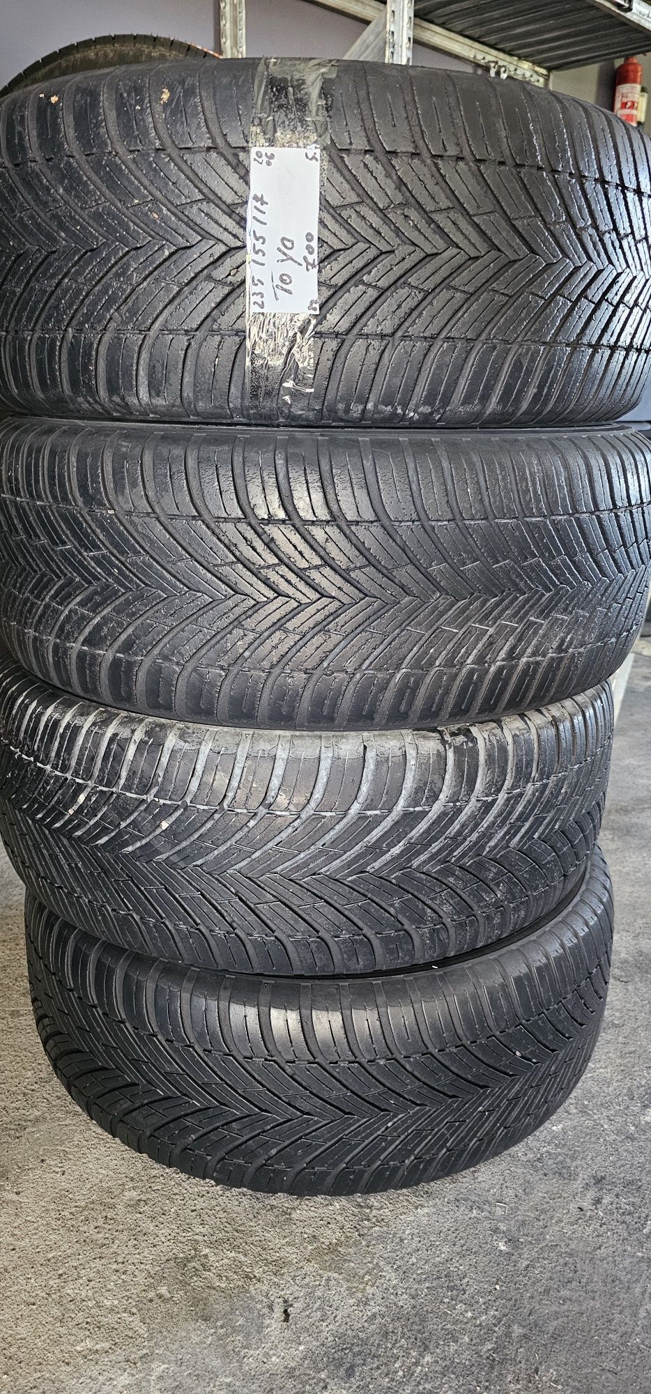235 55 R 17 Toyo vară