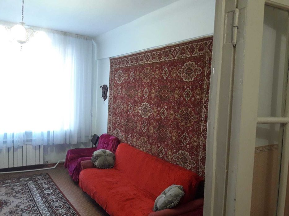 3 комн. кв. "болгарка" 2 эт. 80 кв.м. центр Старого  города