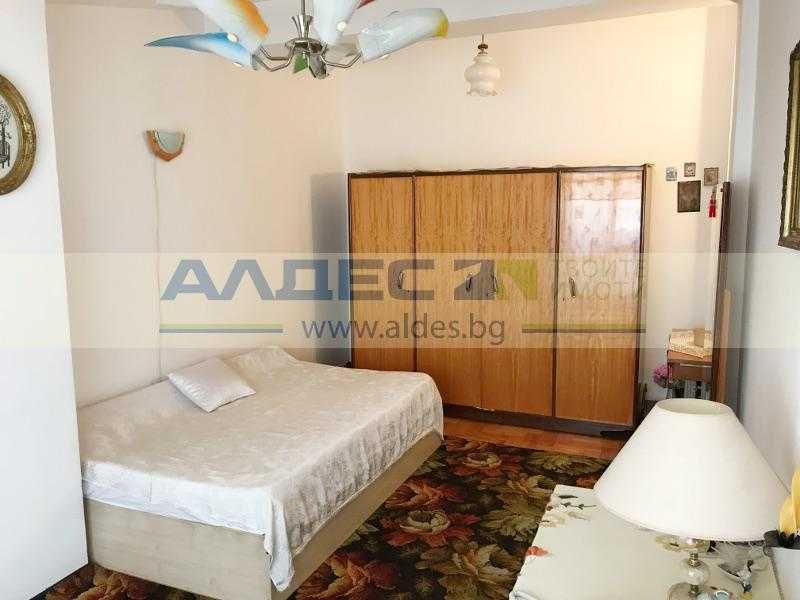Продава се Тристаен апартамент в София, Лагера - 128 кв.м за 2334 €/кв.м - Снимка #3