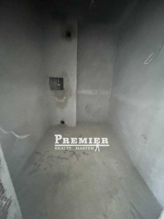 Продава се Тристаен апартамент в Бургас, Изгрев - 120 кв.м за 1649 €/кв.м - Снимка #2