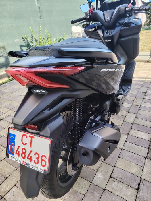 Ocazie!!! Honda forza 350