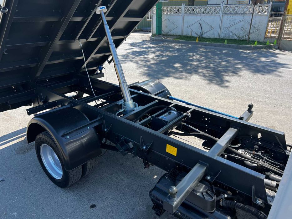 Iveco Daily 35C 18 / bascula de fabrica pe cutie - sateliti blocabili