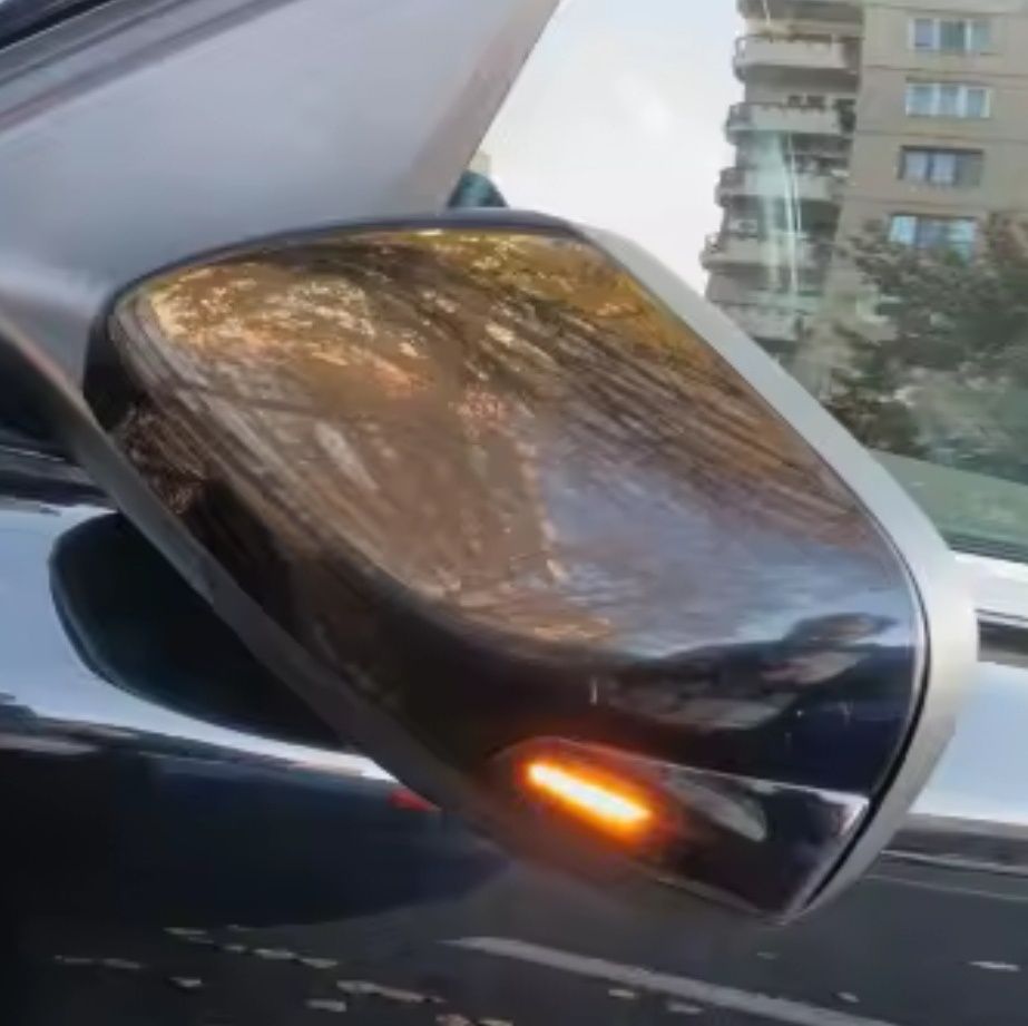LED динамични мигачи за огледала Volvo S40 V50 C70 – бягащи мигачи