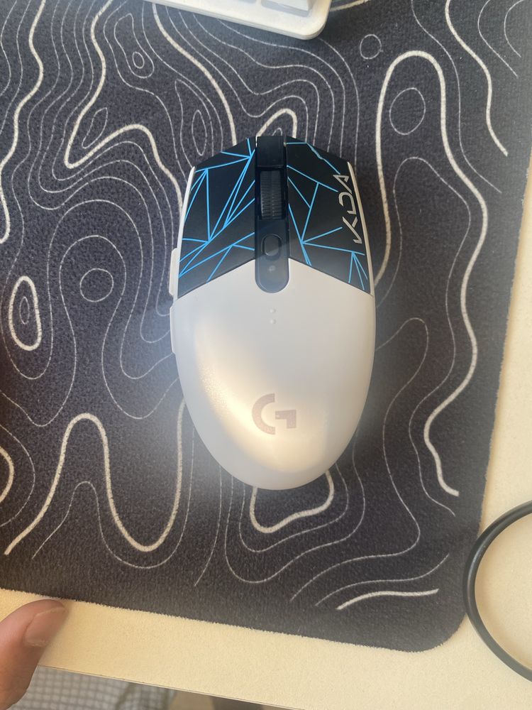 Мышка Logitech g304