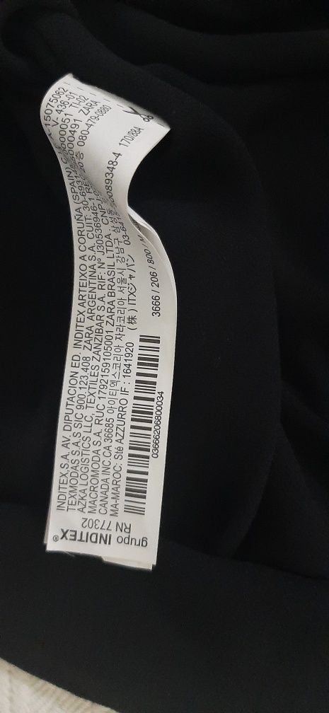 Bluza Zara  marimea M noua cu eticheta din voal negru
